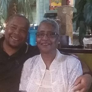 Meet your Posher, Lyndia